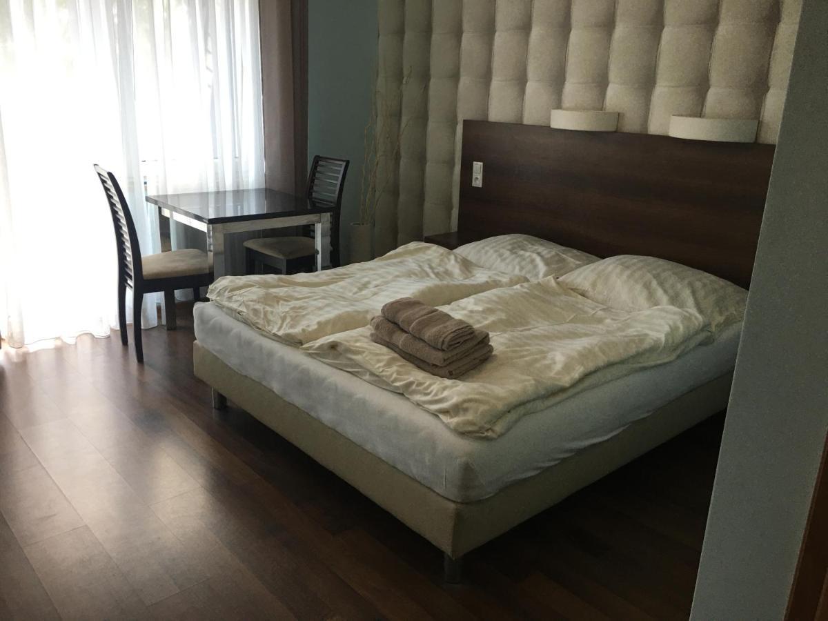 Hotel Azzurro Łukęcin Esterno foto
